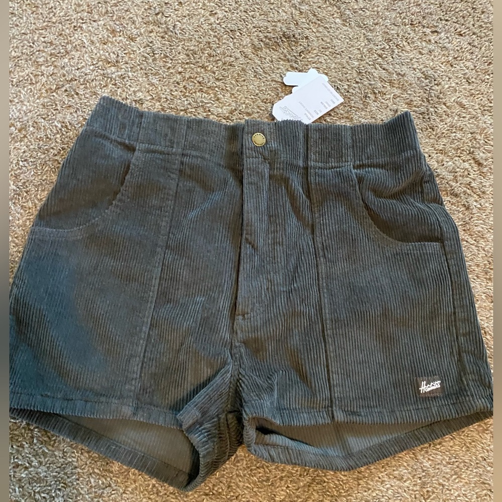 Corduroy high waisted shorts
